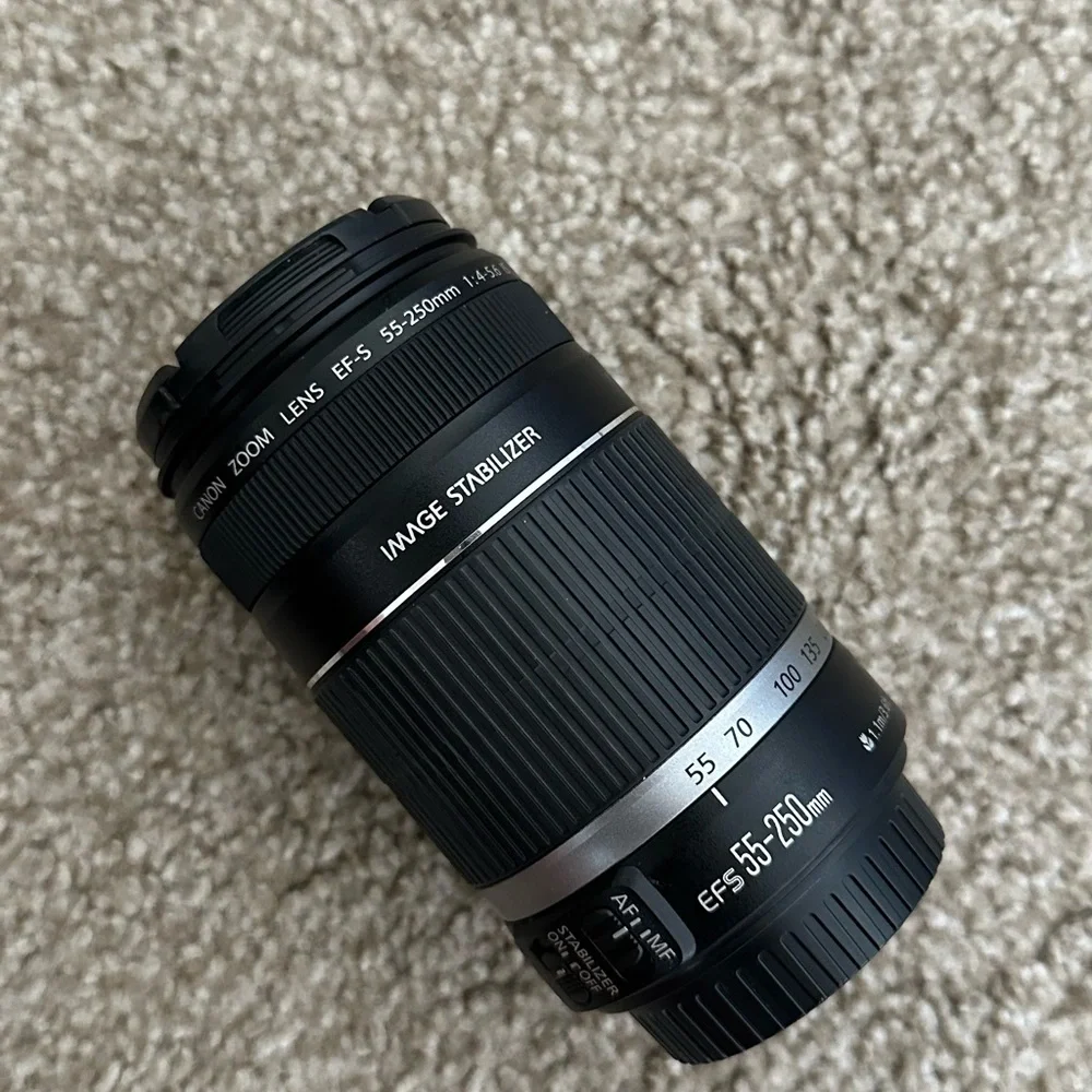 Canon Rebel T2i DSLR Camera